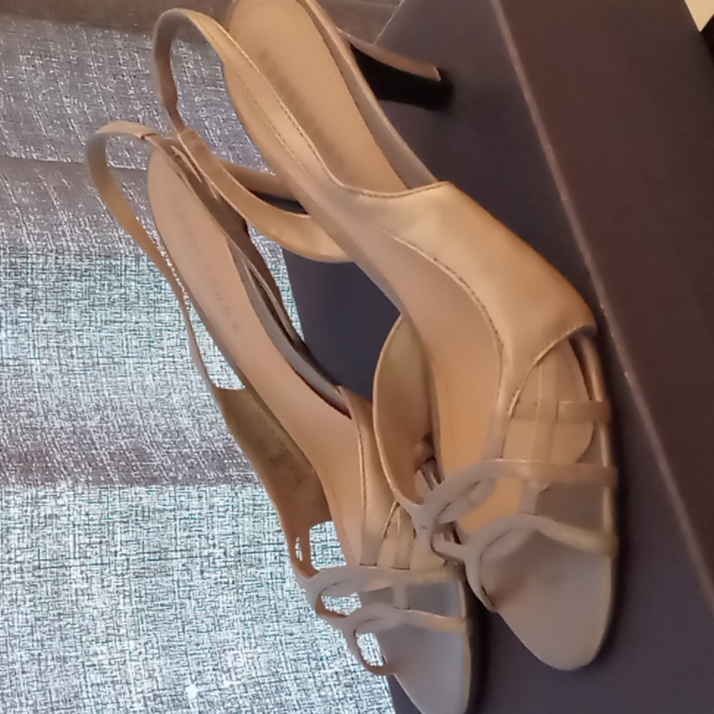 Apostrophe Silver Heels